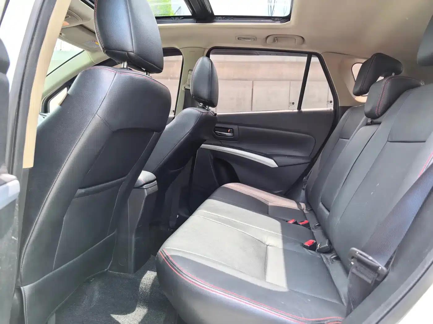 Vitara 2014 1.6L CVT 2WD Elite — миниатюра 6