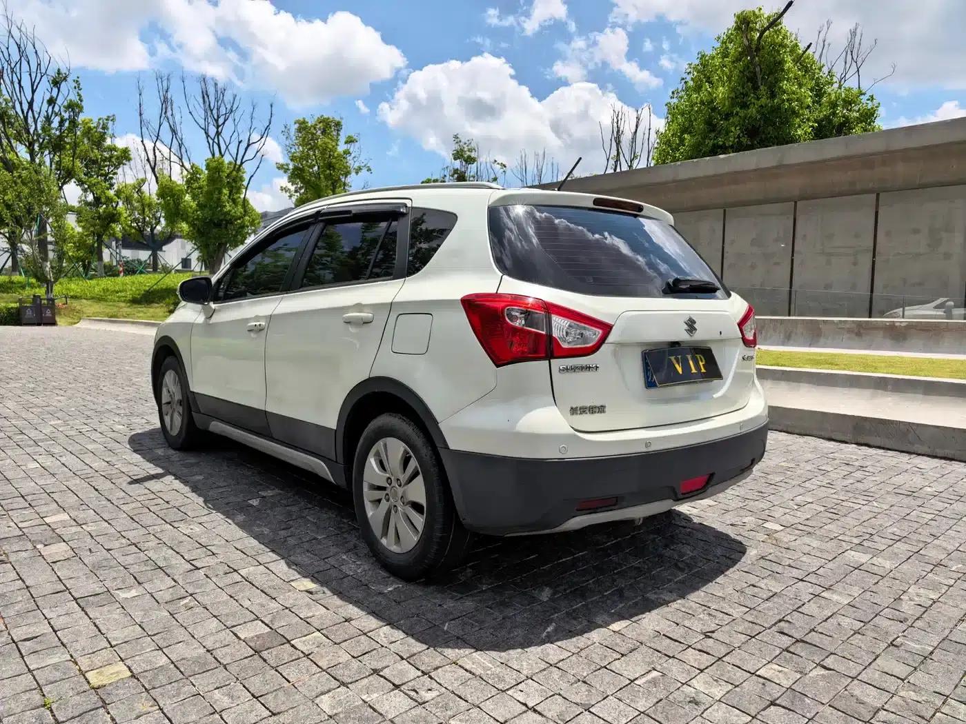 Vitara 2014 1.6L CVT 2WD Elite — миниатюра 8