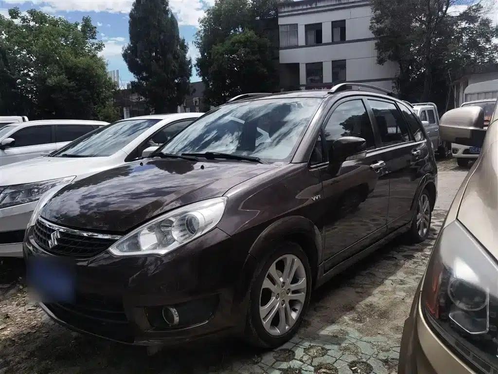 Liana A6 2015 Hatchback 1.4L Manual Comfort Edition — миниатюра 1