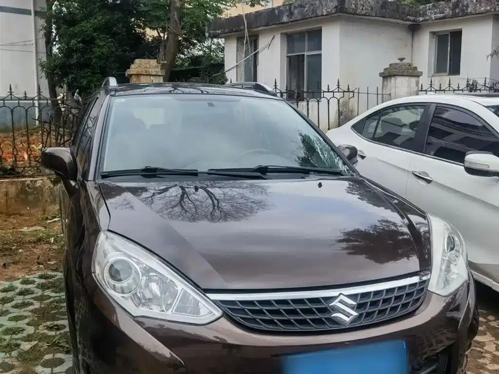 Liana A6 2015 Hatchback 1.4L Manual Comfort Edition — миниатюра 3