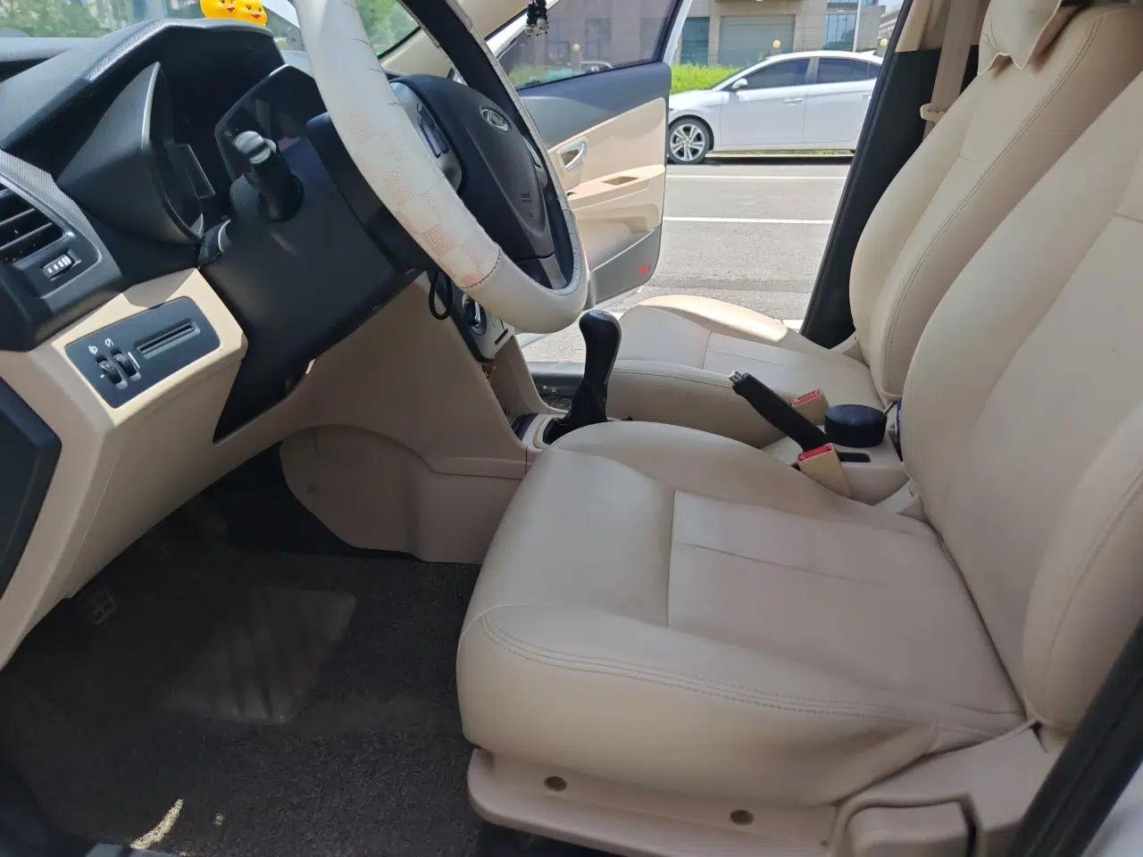 Chery Fengyun 2 2016 1.5L Manual Value Edition — миниатюра 16