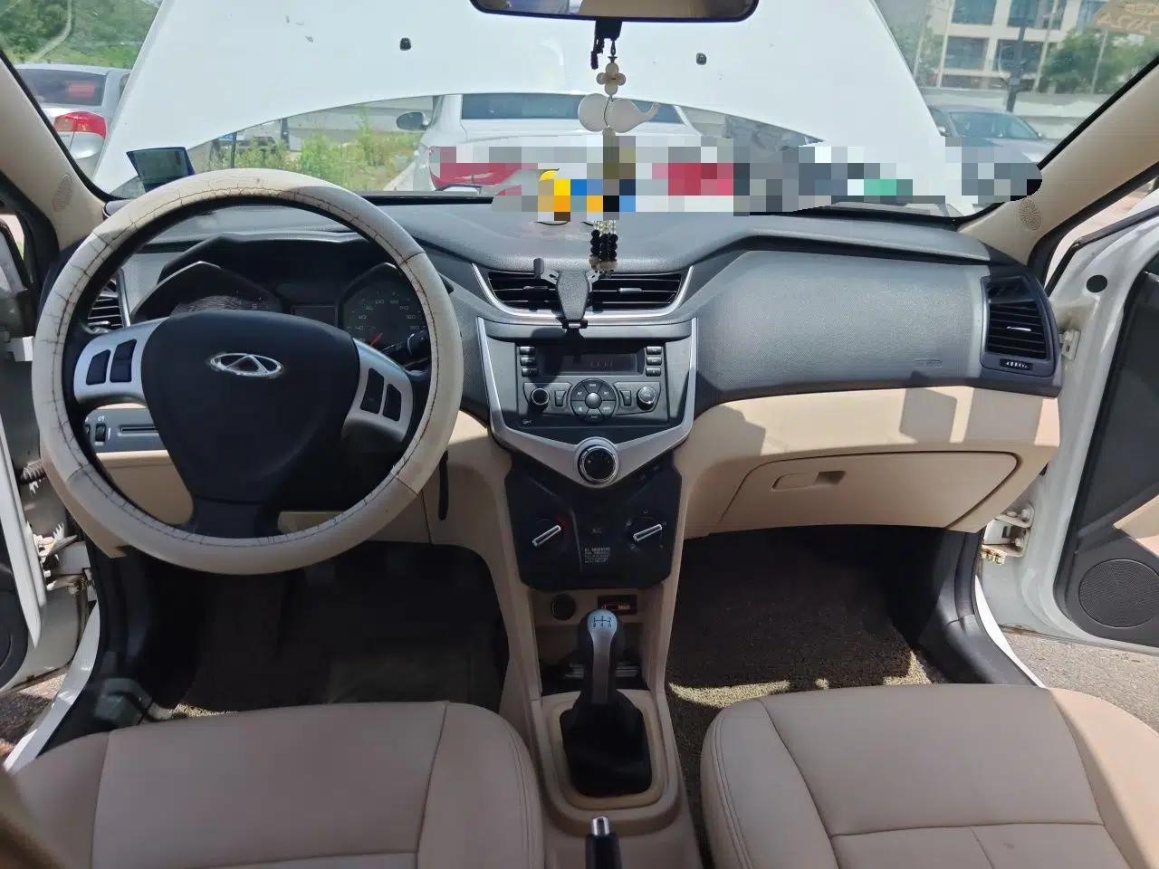 Chery Fengyun 2 2016 1.5L Manual Value Edition — миниатюра 10