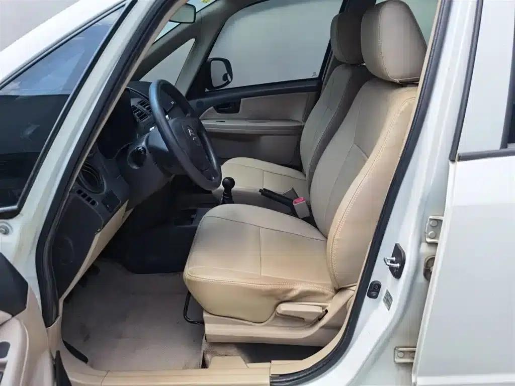 2012 Tianyu Shangyue 1.6L Manual Practical Upgrade Edition — миниатюра 12