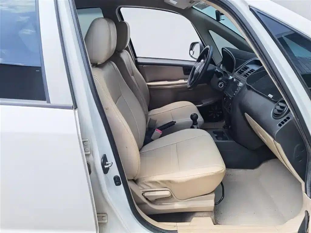 2012 Tianyu Shangyue 1.6L Manual Practical Upgrade Edition — миниатюра 19