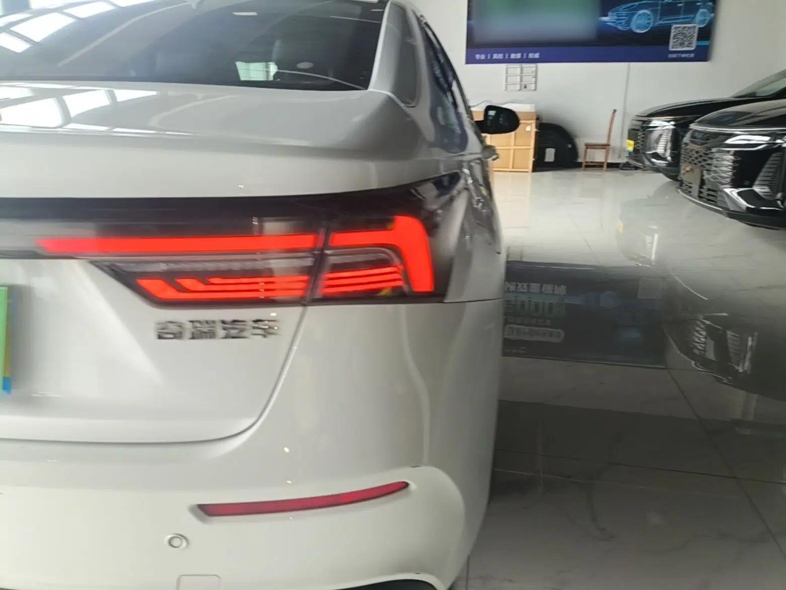 Chery Arrizo 5 GT 2023 1.5T CVT Enjoy — миниатюра 8