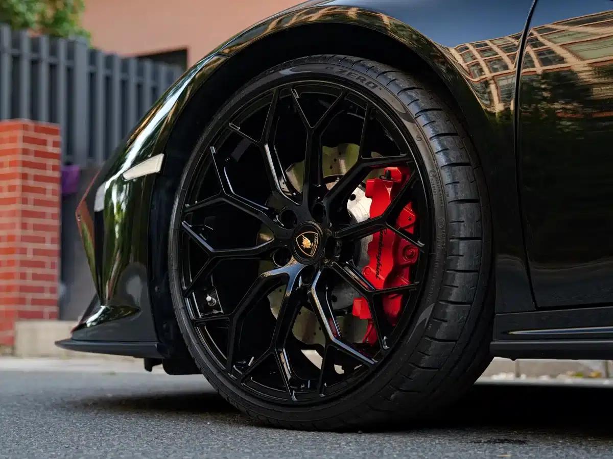 Huracán 2020 Huracán EVO RWD — миниатюра 4