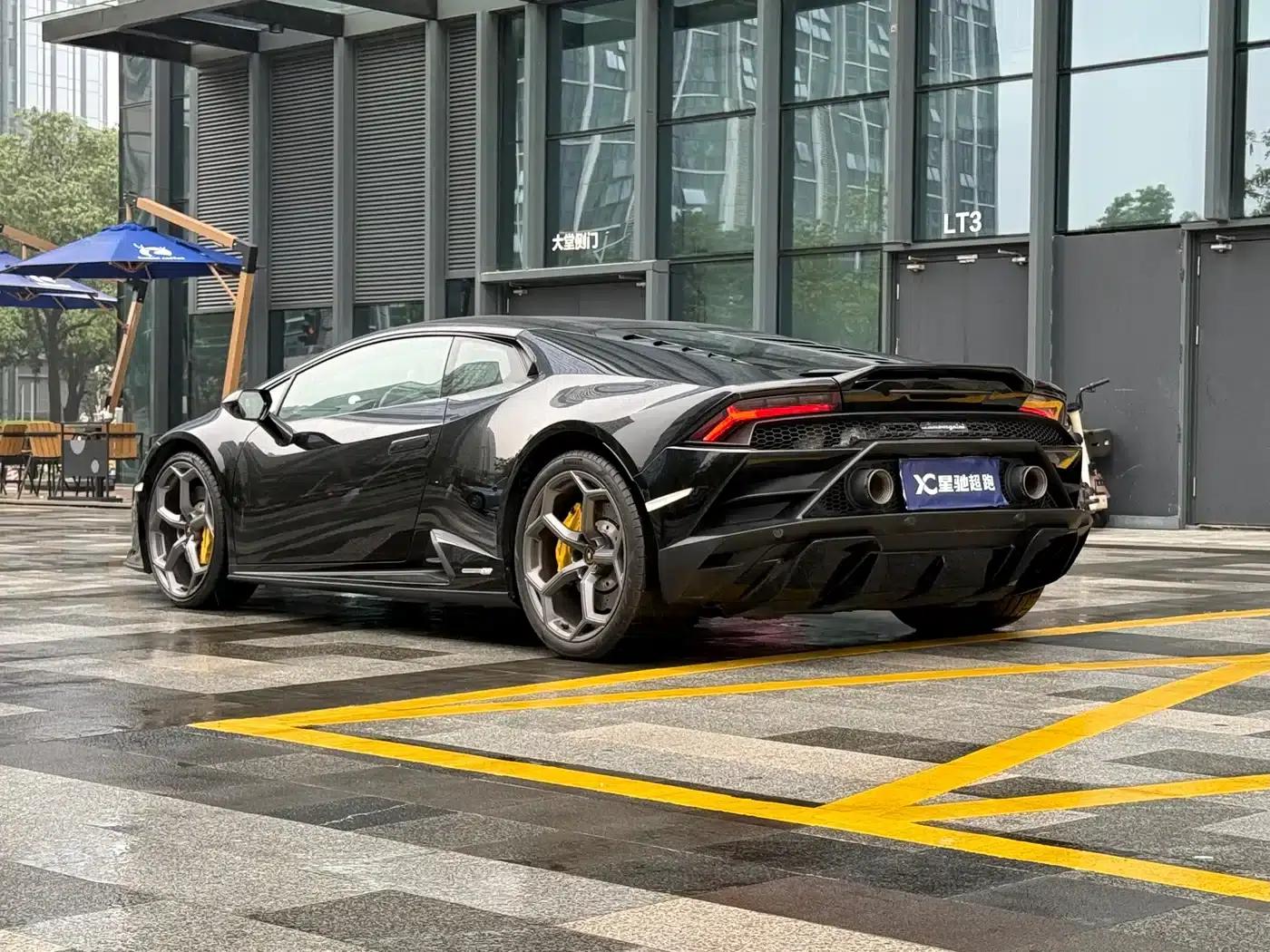 Huracán 2020 Huracán EVO RWD — миниатюра 6