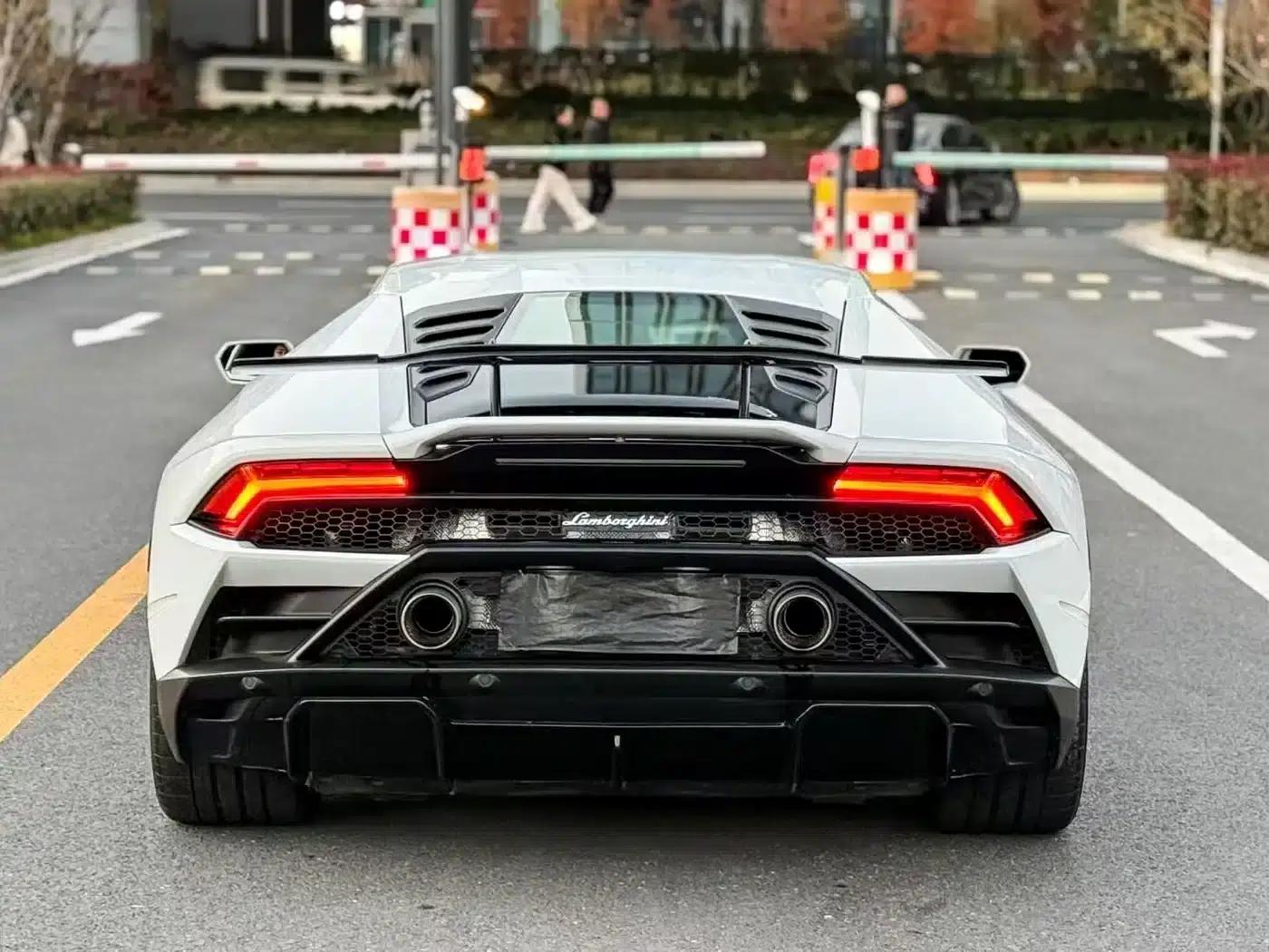 Huracán 2020 Huracán EVO RWD — миниатюра 5