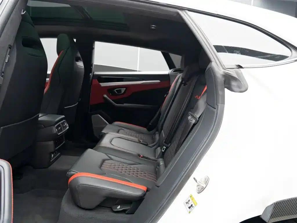 2023 Urus 4.0T V8 S — миниатюра 12