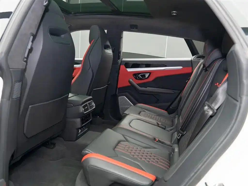 2023 Urus 4.0T V8 S — миниатюра 13
