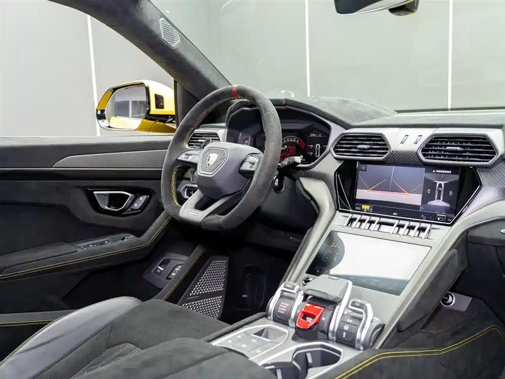 Urus 2022 4.0T V8 Performante — миниатюра 17