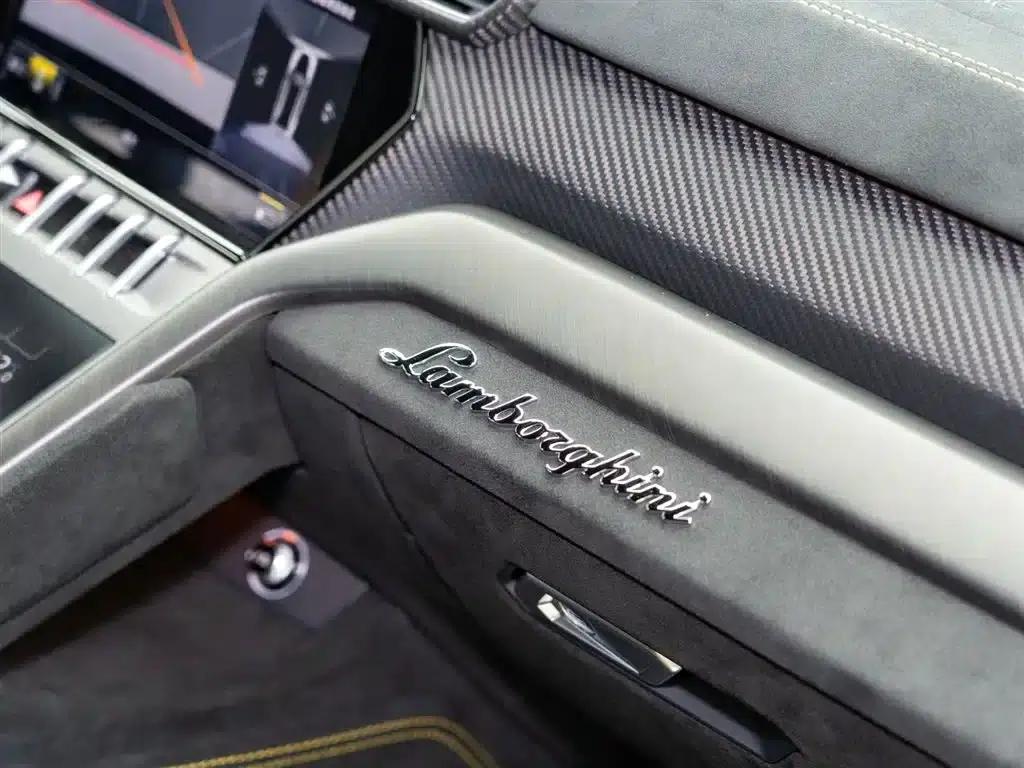 Urus 2022 4.0T V8 Performante — миниатюра 18