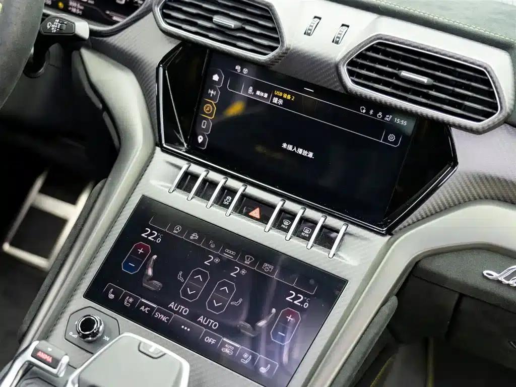 Urus 2022 4.0T V8 Performante — миниатюра 21
