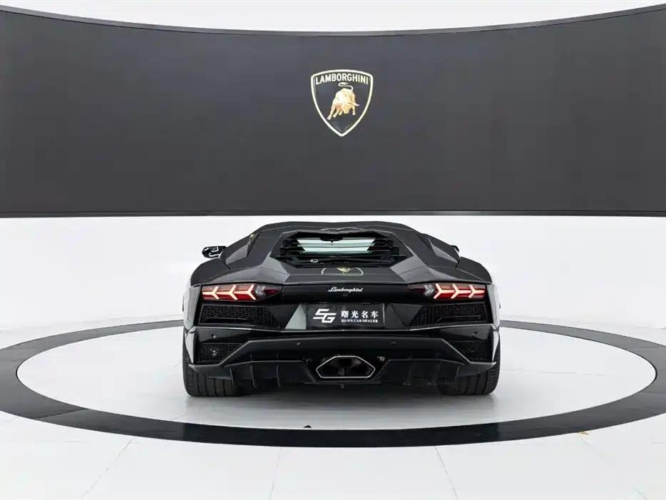 2017 Aventador S — миниатюра 5