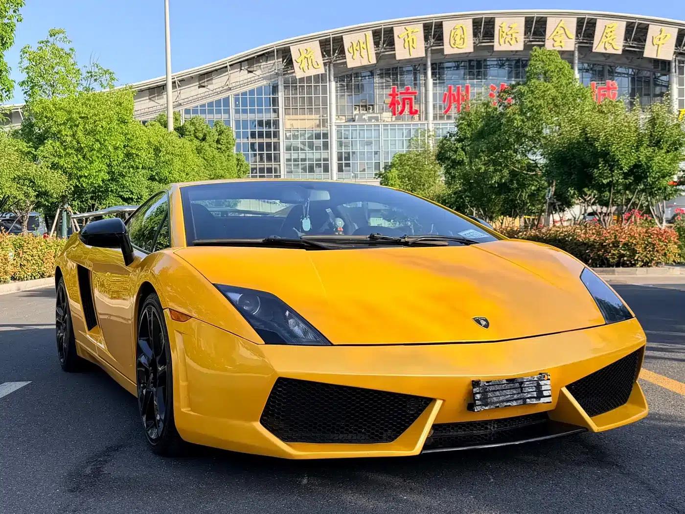 2012 Gallardo LP 560-4 Gold Edition — миниатюра 3