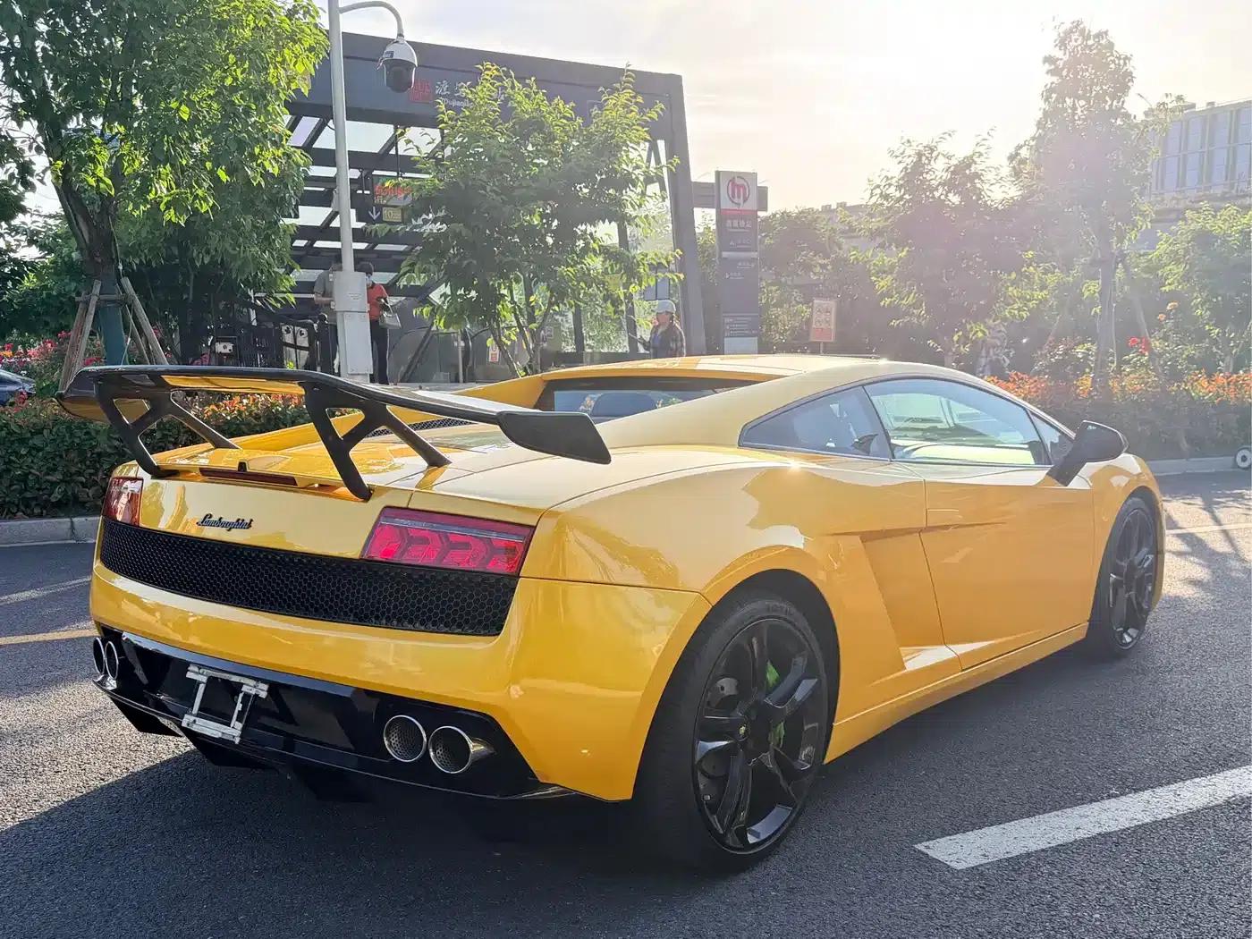 2012 Gallardo LP 560-4 Gold Edition — миниатюра 7