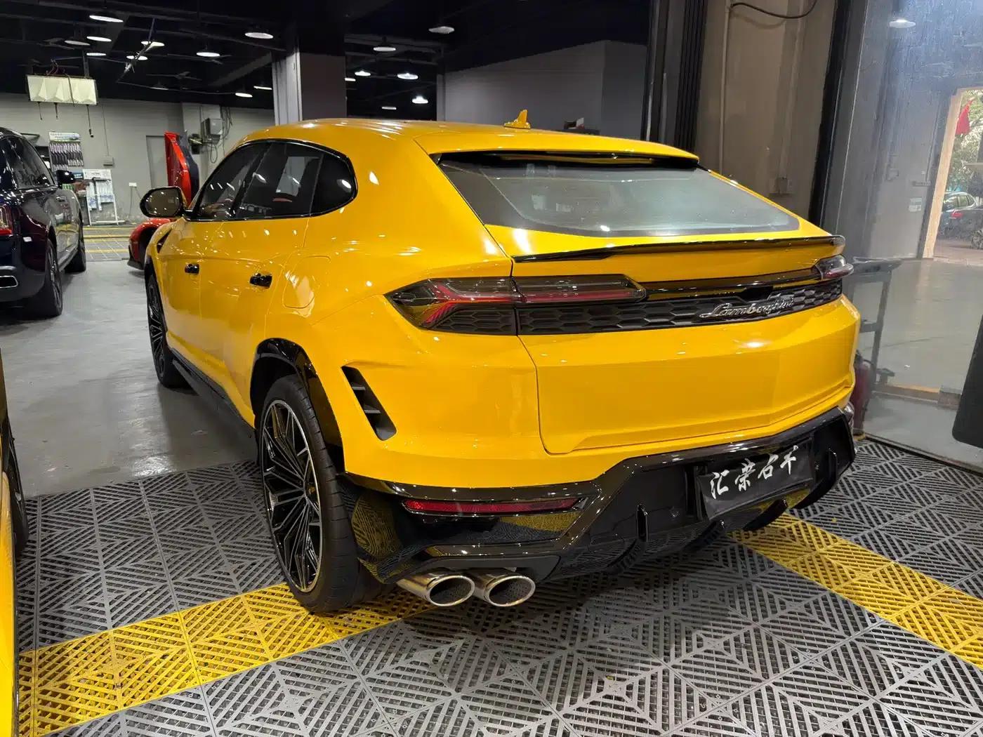 2025 Urus SE 4.0T Standard Edition — миниатюра 14