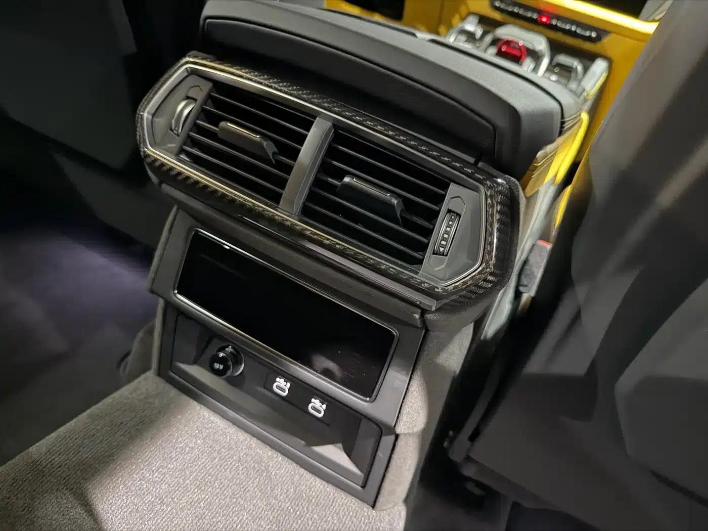 2025 Urus SE 4.0T Standard Edition — миниатюра 10