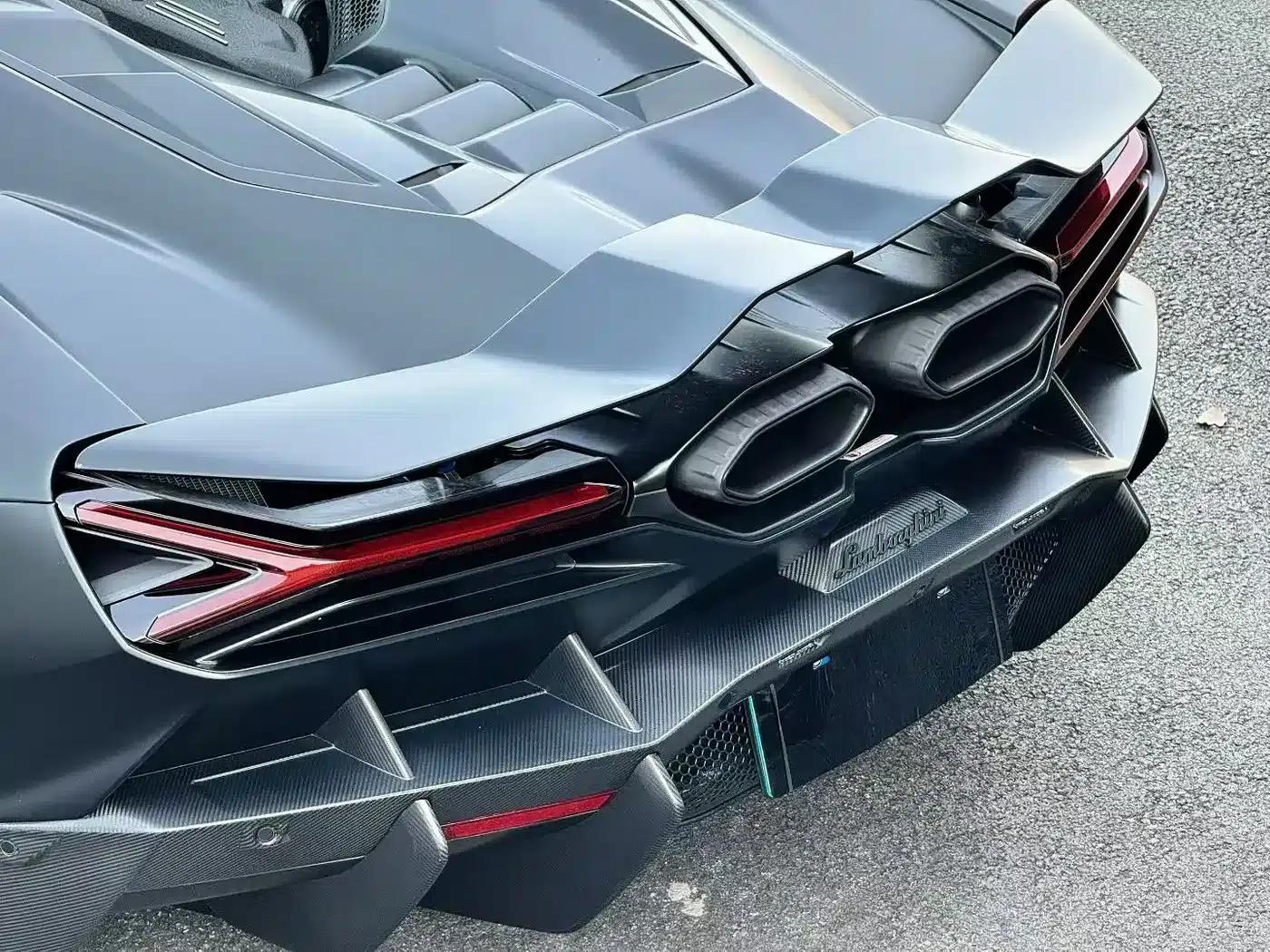 Revuelto 2023 6.5L PHEV Standard Edition — миниатюра 8