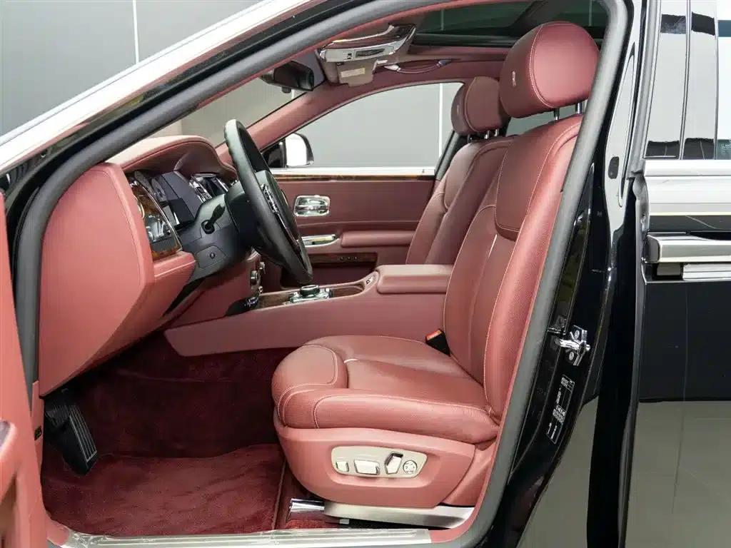 2018 Ghost 6.6T Long Wheelbase — миниатюра 8