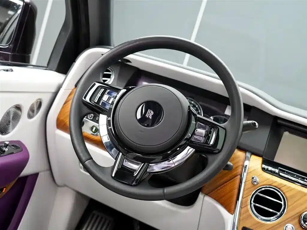 2018 Cullinan, four-seater version — миниатюра 19
