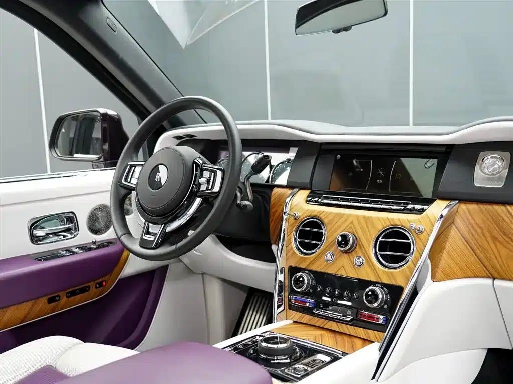 2018 Cullinan, four-seater version — миниатюра 20