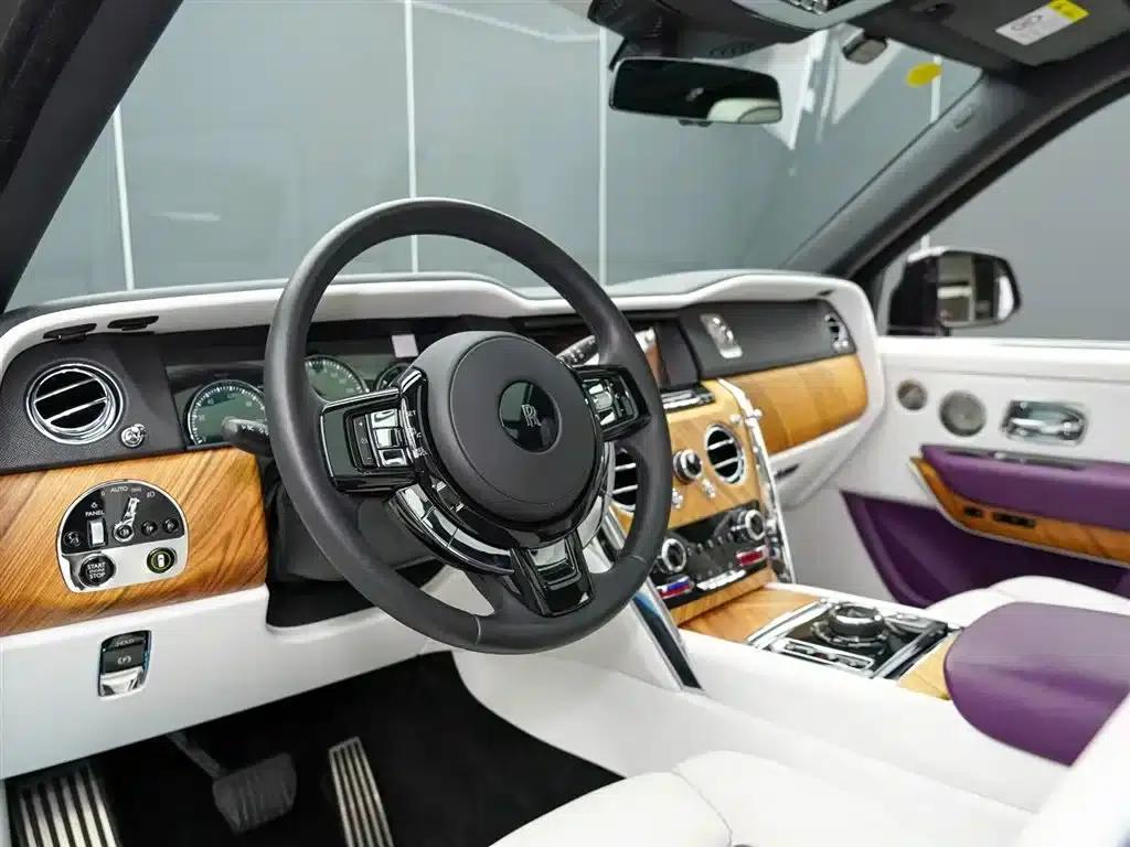 2018 Cullinan, four-seater version — миниатюра 10