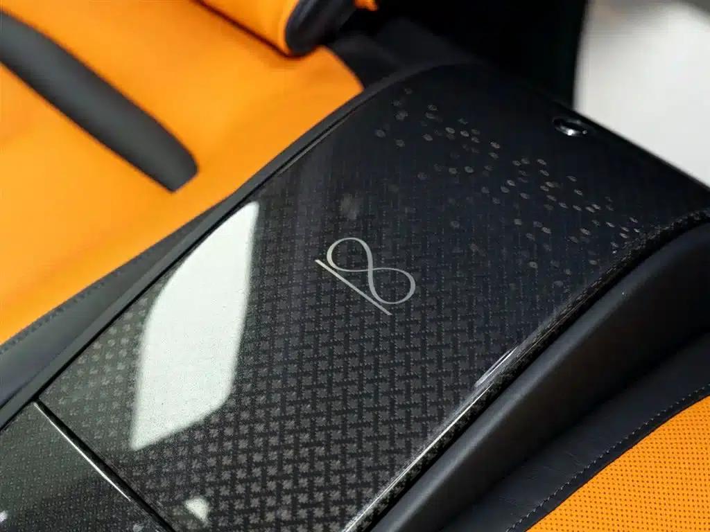 2020 Cullinan Black Badge — миниатюра 13