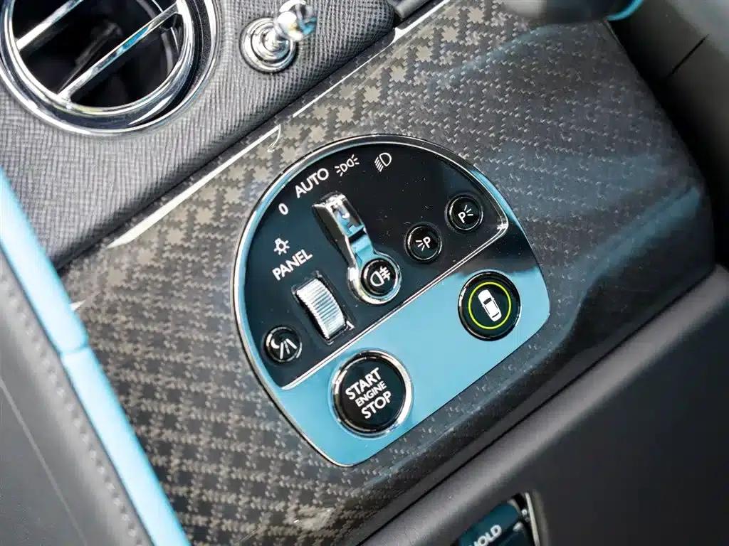 2024 Cullinan Black Badge — миниатюра 11