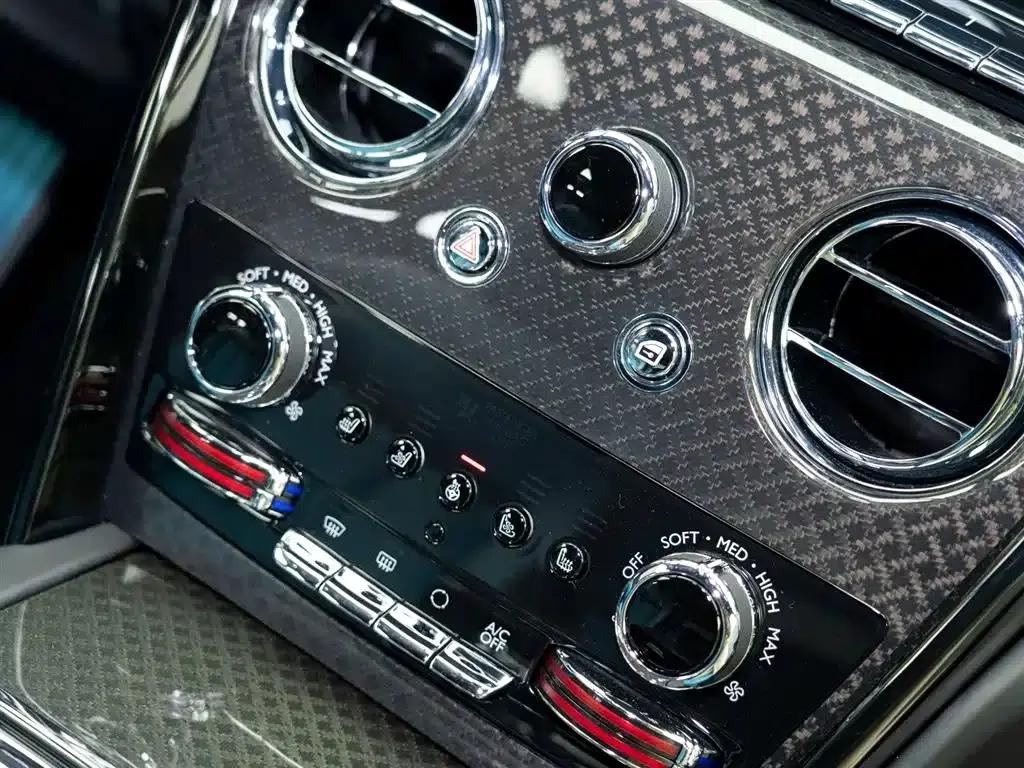 2024 Cullinan Black Badge — миниатюра 28