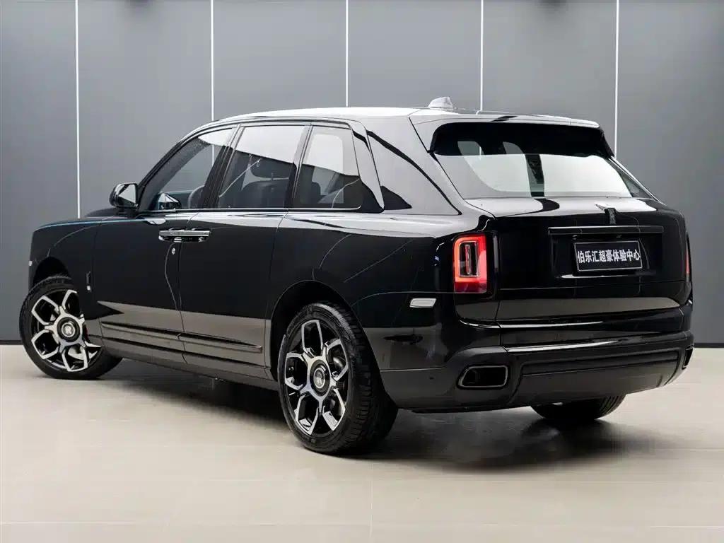 2024 Cullinan Black Badge — миниатюра 4