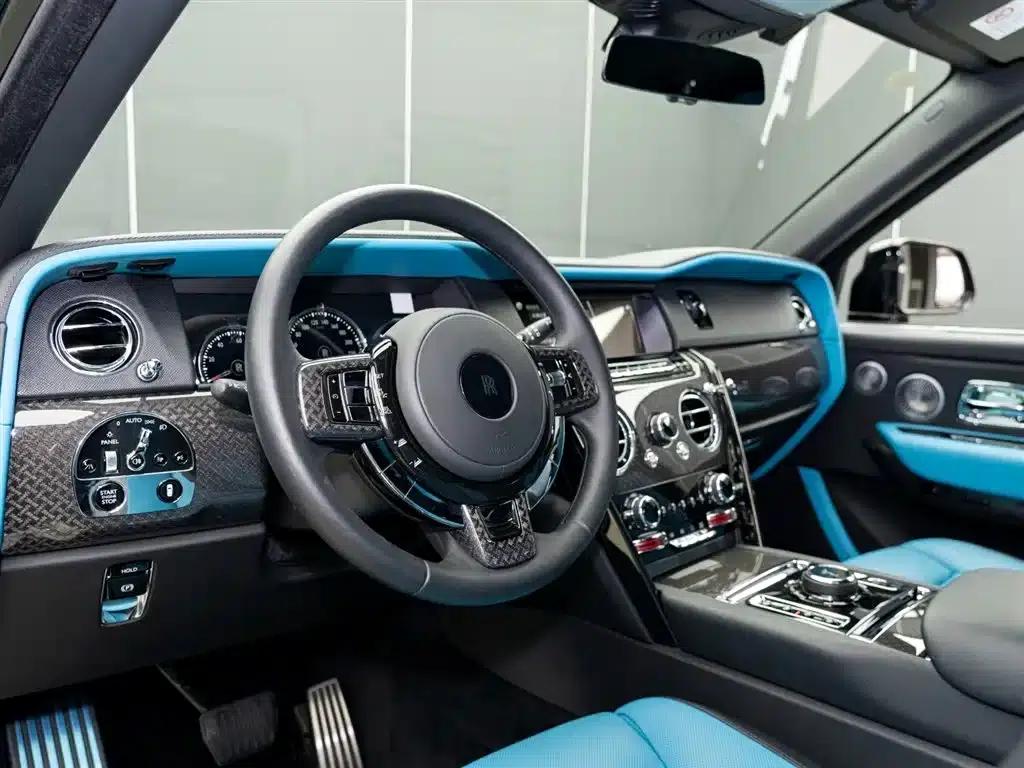 2024 Cullinan Black Badge — миниатюра 10