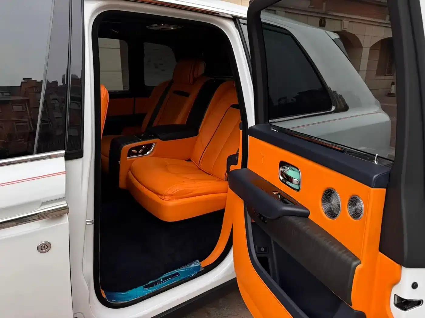 2018 Cullinan, four-seater version — миниатюра 22
