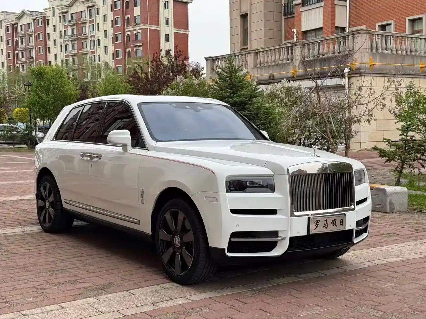 2018 Cullinan, four-seater version — миниатюра 7