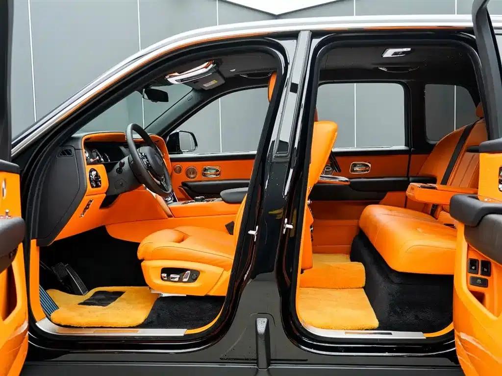 2018 Cullinan 5-seater — миниатюра 11
