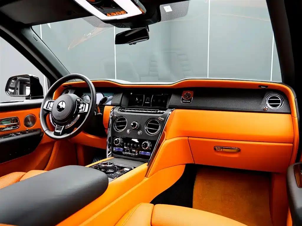 2018 Cullinan 5-seater — миниатюра 19