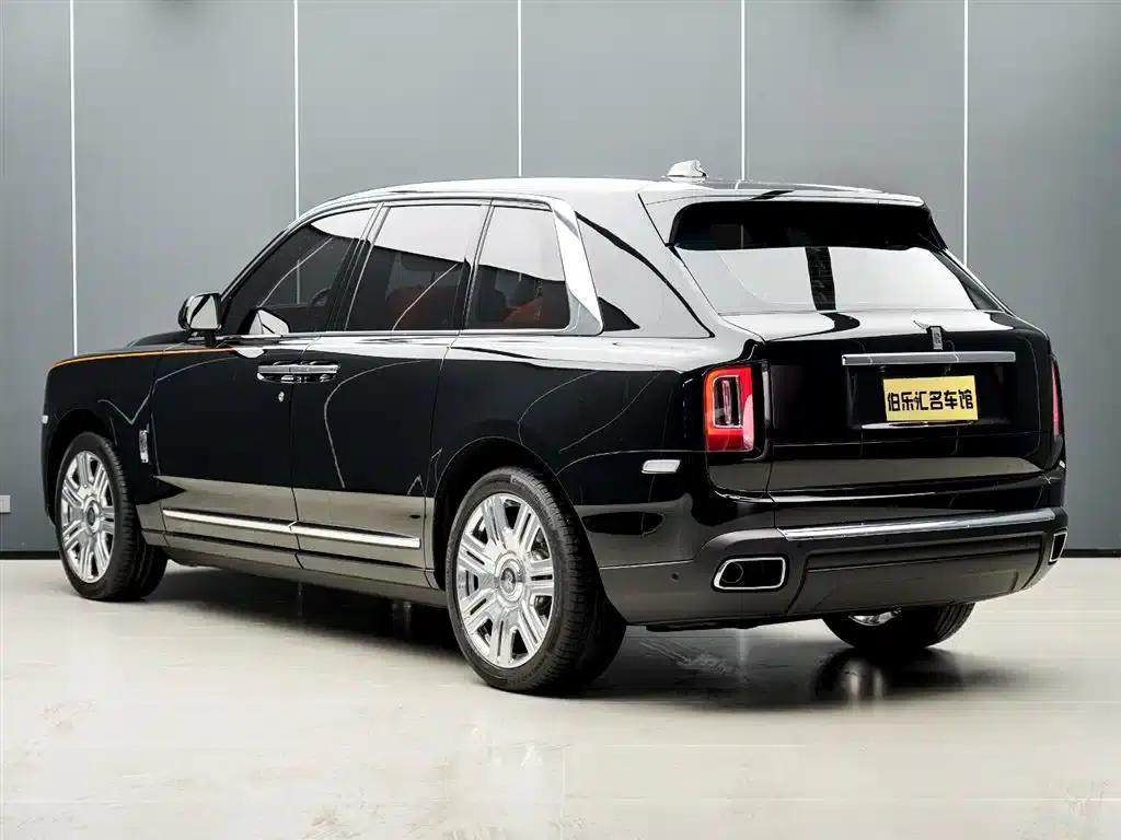 2018 Cullinan 5-seater — миниатюра 5