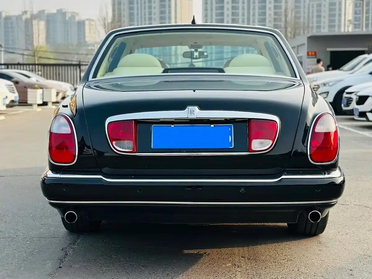 2004 Phantom 6.7L Standard Edition — миниатюра 12
