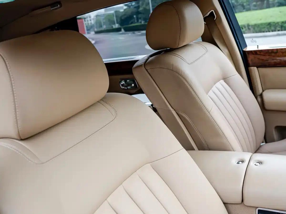 2011 Phantom 6.7 Extended Wheelbase — миниатюра 19
