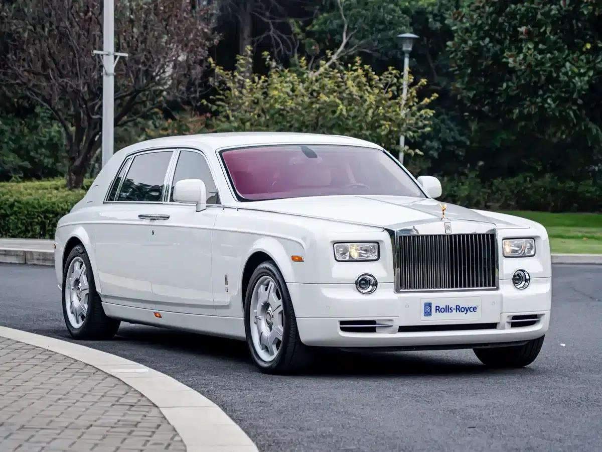 2011 Phantom 6.7 Extended Wheelbase — миниатюра 4