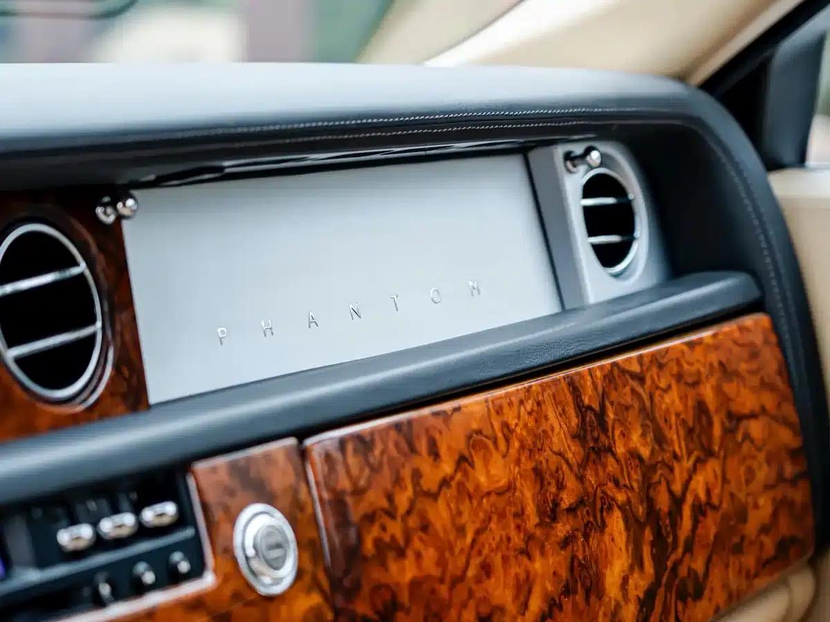 2011 Phantom 6.7 Extended Wheelbase — миниатюра 9