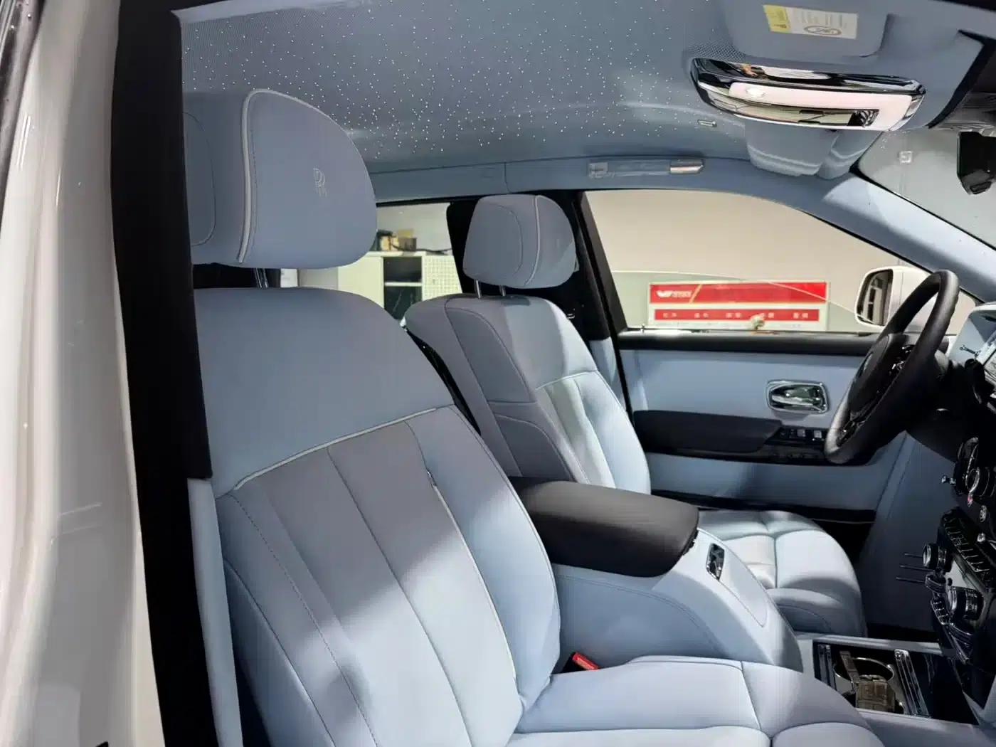 2024 Phantom Long Wheelbase Series II — миниатюра 4