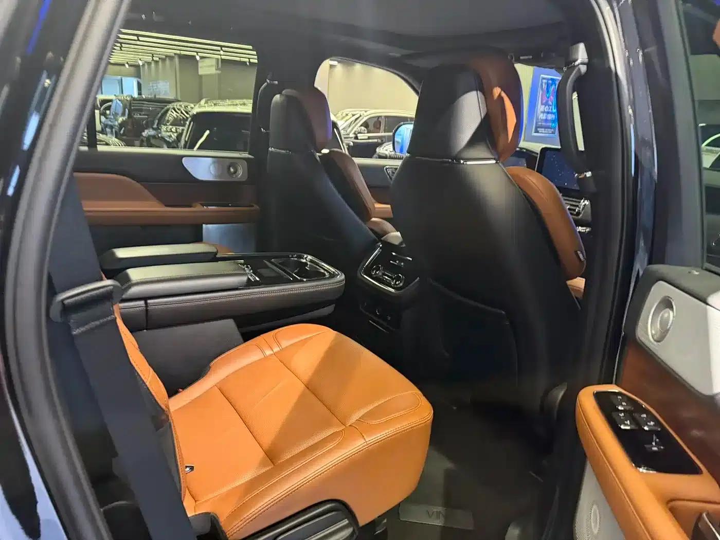 Navigator 2020 3.5T Premium Edition — миниатюра 7