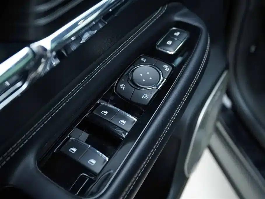 Adventurer 2020 2.0T 2WD Premium Edition — миниатюра 10