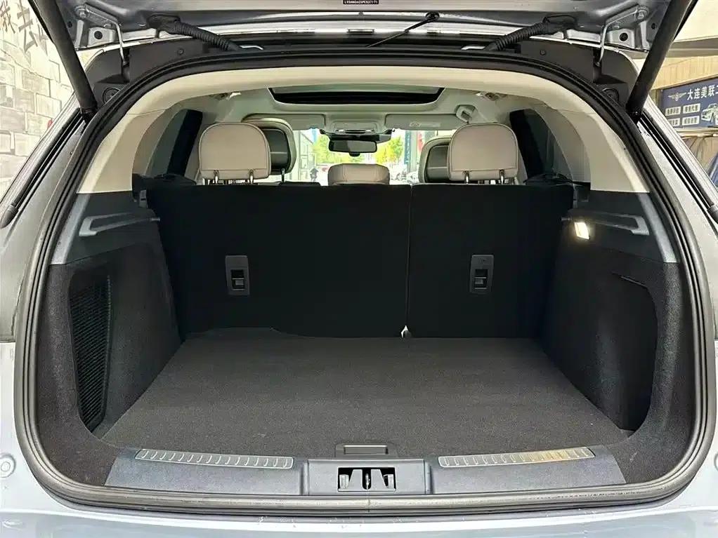 Adventurer 2023 2.0T 2WD Premium Edition — миниатюра 8