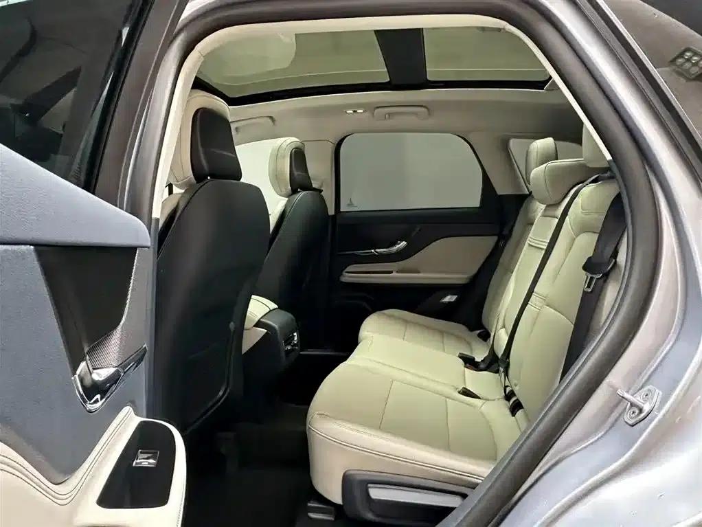 Adventurer 2023 2.0T 2WD Premium Edition — миниатюра 10