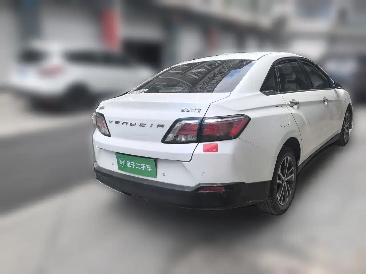 Venucia D60 2019 1.6L XE Manual Comfort Edition — миниатюра 6
