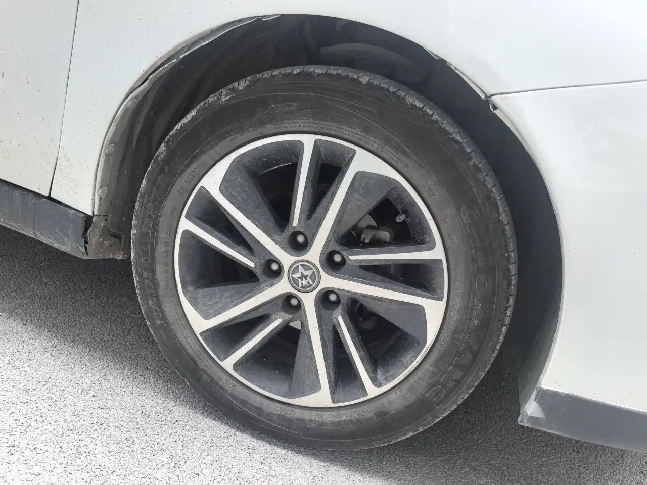 Venucia D60 2019 1.6L XE Manual Comfort Edition — миниатюра 8