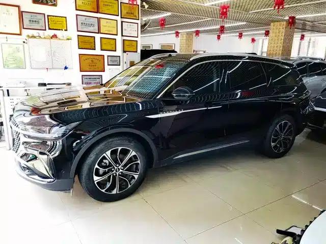 Navigator 2023 2.0T AWD Premium Edition