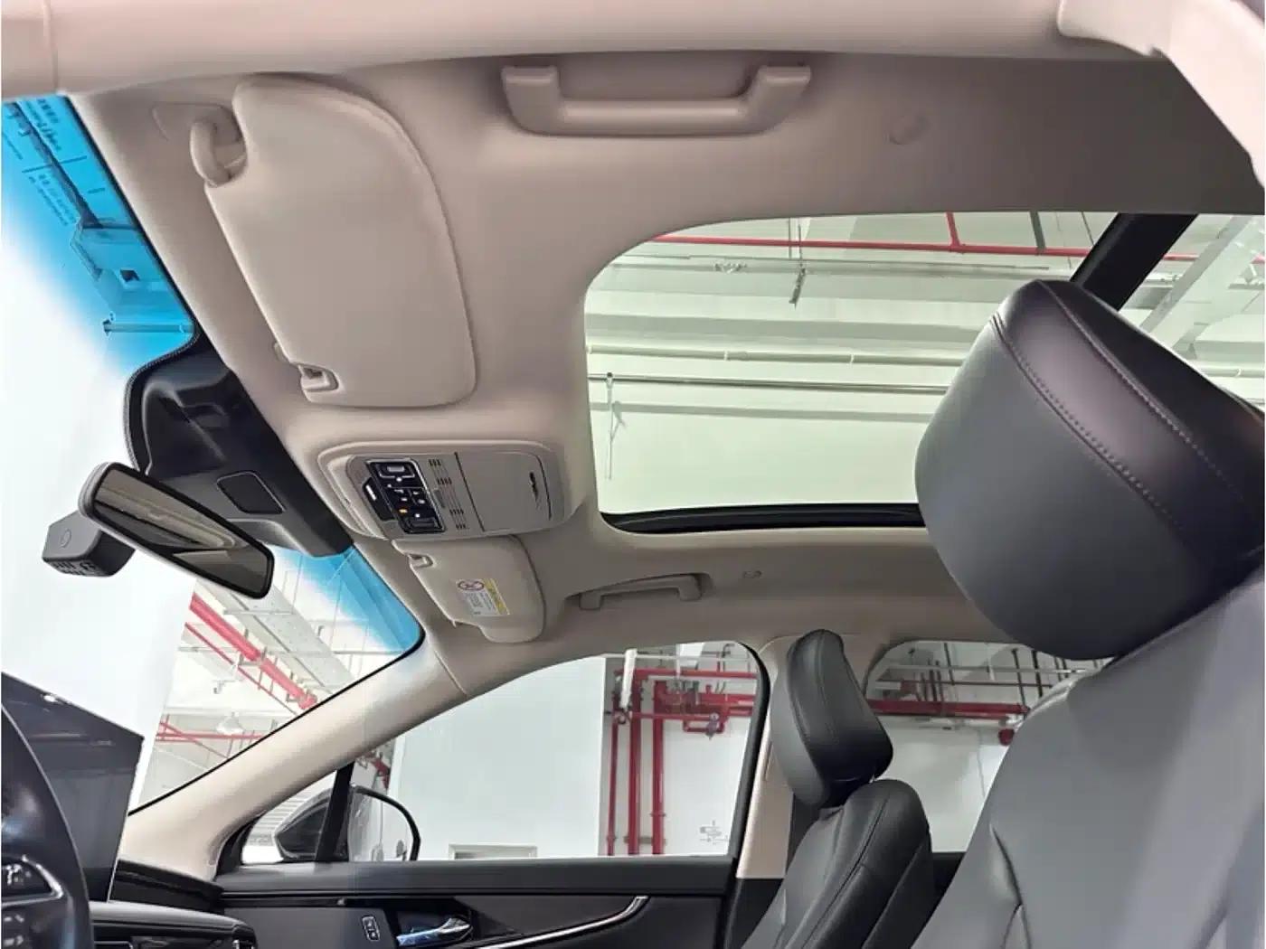 Navigator 2021 2.0T AWD Premium Edition — миниатюра 11